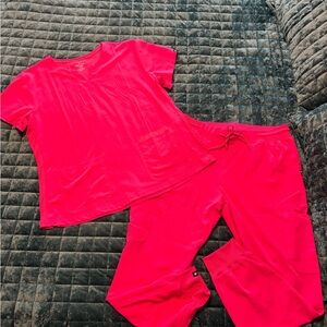 Hot pink Beyond Scrubs set-front pocket top and joggers